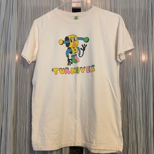 Medium turnover band T-shirt